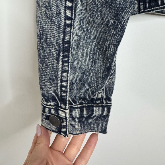 Alice + Olivia Embellished Crystal Denim Jacket – Size M - Picture 14 of 16